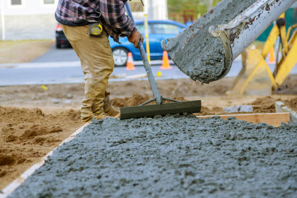 Best Custom Concrete Contractor  in Brookhaven, MS